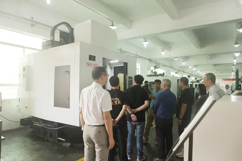 2021香港鑄造業(yè)總會(huì)理事會(huì) (7).jpg